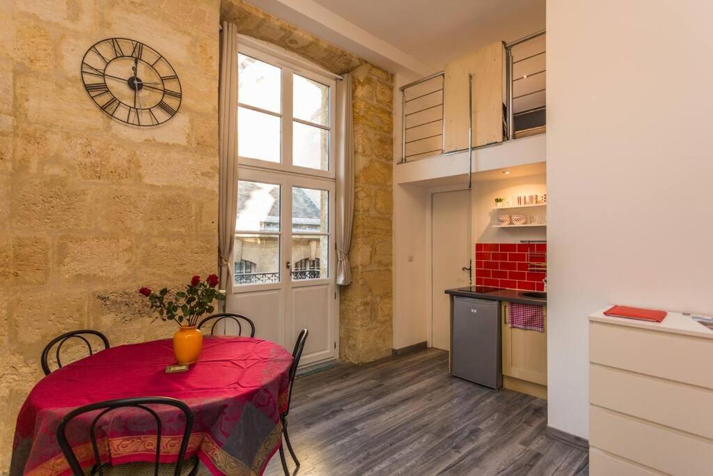 Apparts En Ville Place De La Bourse Bordeaux Exterior foto